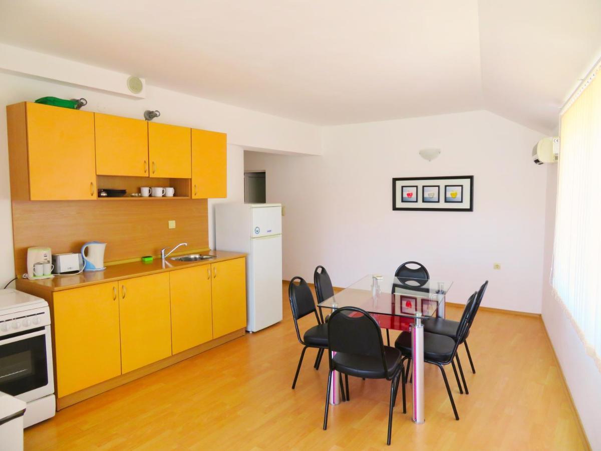 Апартамент Съни Хаус - Sunny House Apartment Byala  Exterior photo